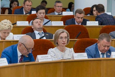 Депутаты проголосовали «за» исполнение областного бюджета-2024 